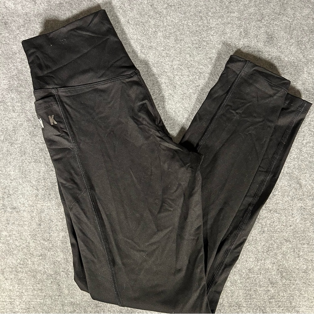 Women’s Victoria’s Secret Pink Sport leggings, size S, black, pockets
